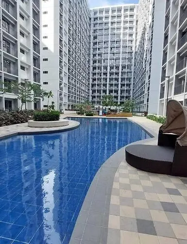 Skyia's Pod A Premier At Shore 2 Residences Manila