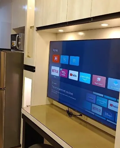 Skyia's Pod A Premier At Shore 2 Residences Manila